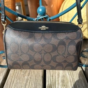 Like new Coach bag